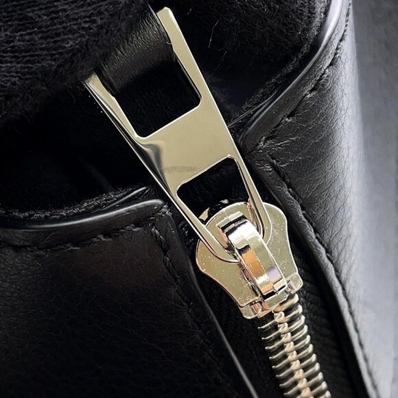 LOEWE hammock Size compact Leather Black A538H13X10 - Picture 6 of 14